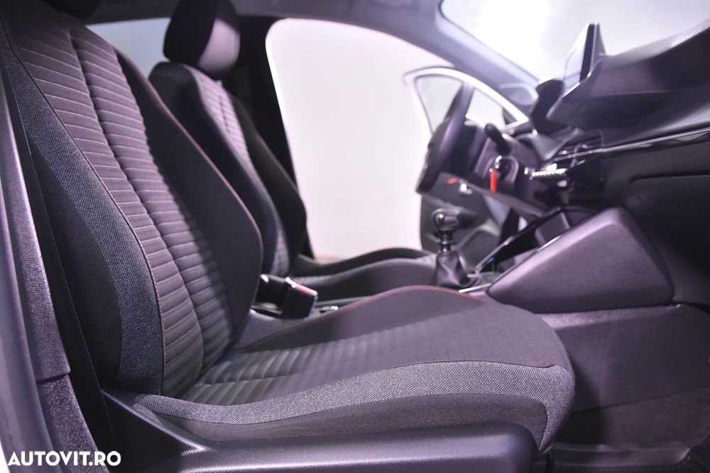 Peugeot 208 1.2L PureTech 100 S&S BVM6 Allure - 12