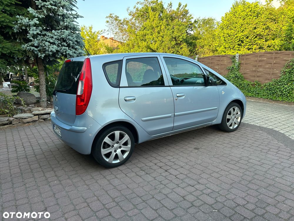 Mitsubishi Colt - 14