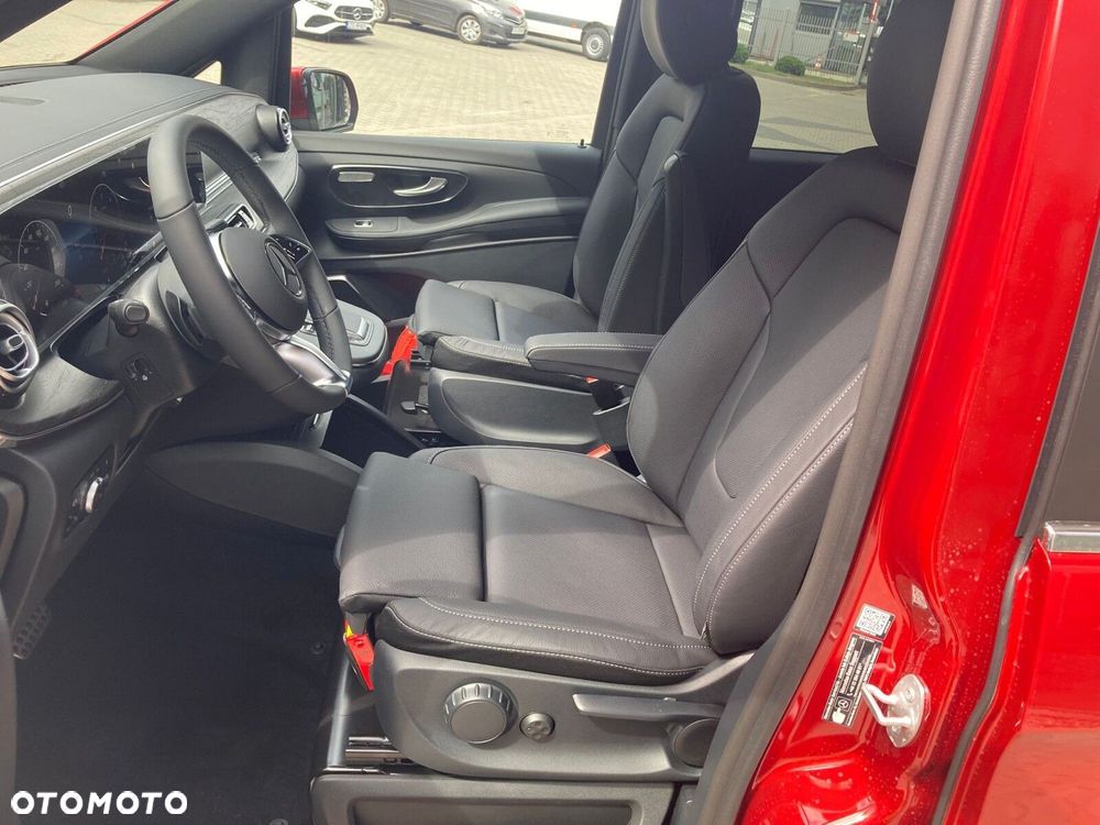 Mercedes-Benz Klasa V - 22