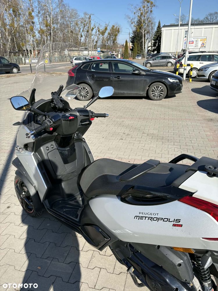 Peugeot Metropolis - 3