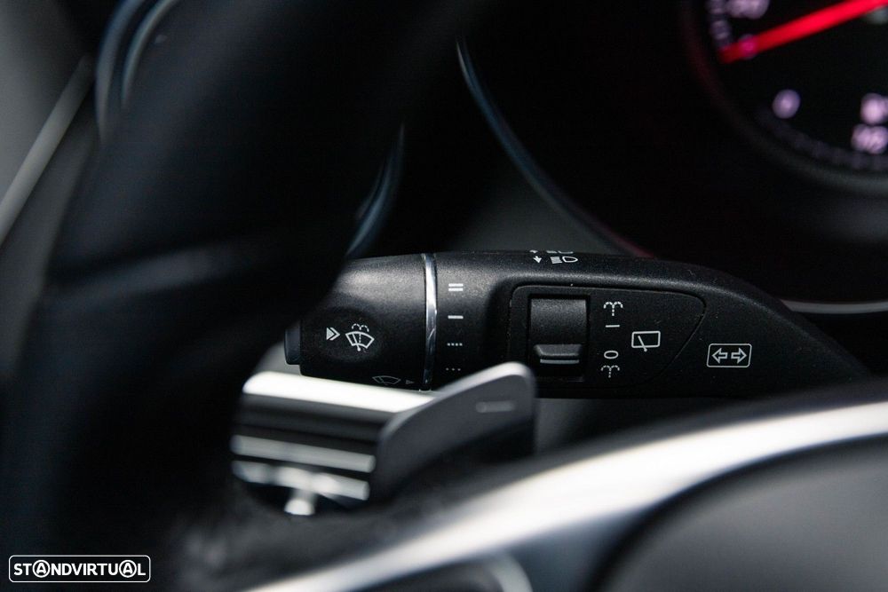 Mercedes-Benz GLC 220 d 4Matic 9G-TRONIC AMG Line - 31