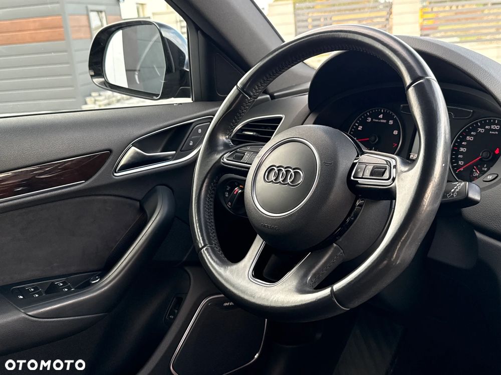 Audi Q3 2.0 TFSI quattro S tronic - 25