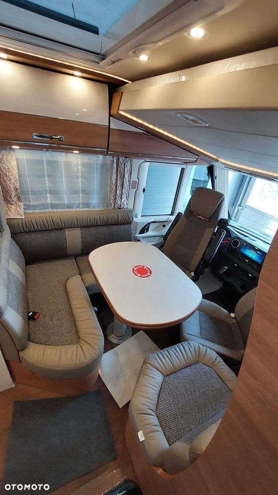 Carthago C-line 4.9 LE L - 9