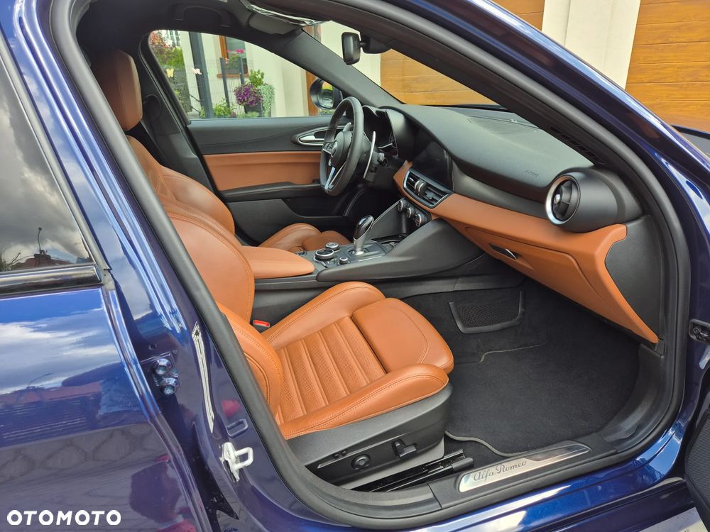 Alfa Romeo Giulia 2.0 Turbo Veloce - 7