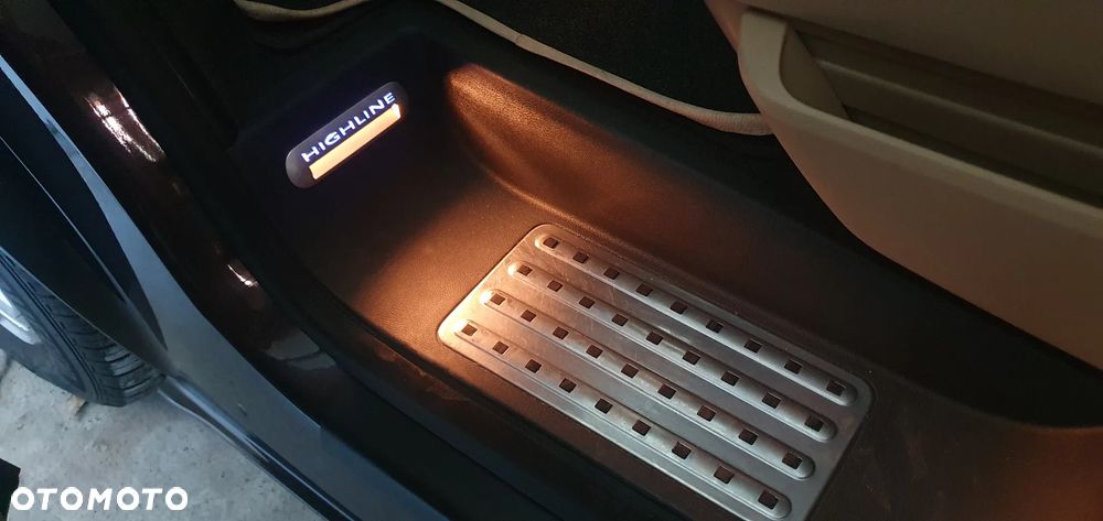 Volkswagen Multivan - 31