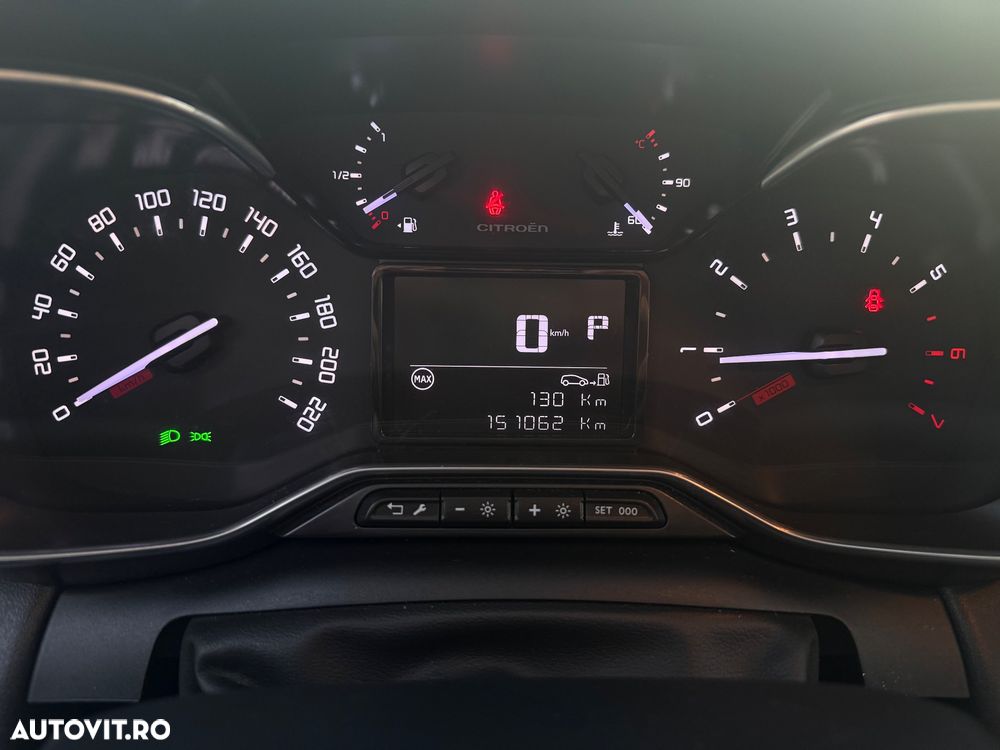 Citroën C3 AIRCROSS 1.2 PureTech S&S EAT6 Shine - 12