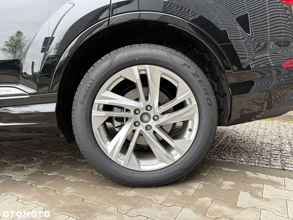 Audi Q7 - 8