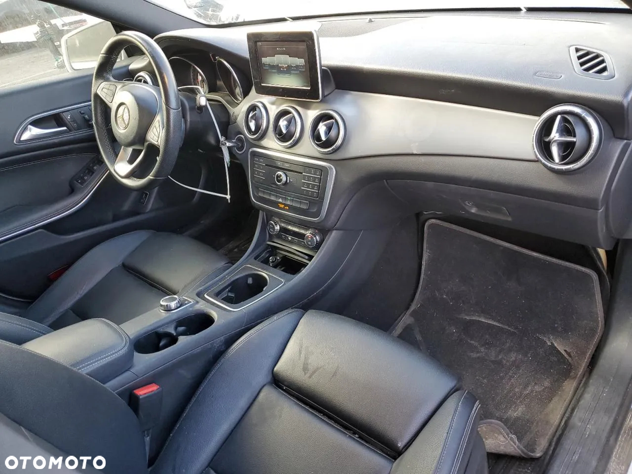 Mercedes-Benz CLA 250 4-Matic - 7