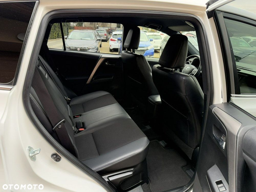 Toyota RAV4 - 27