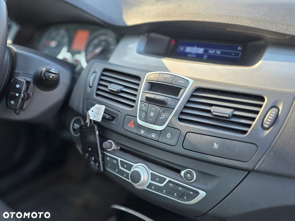 Renault Laguna 1.5 dCi Authentique - 17