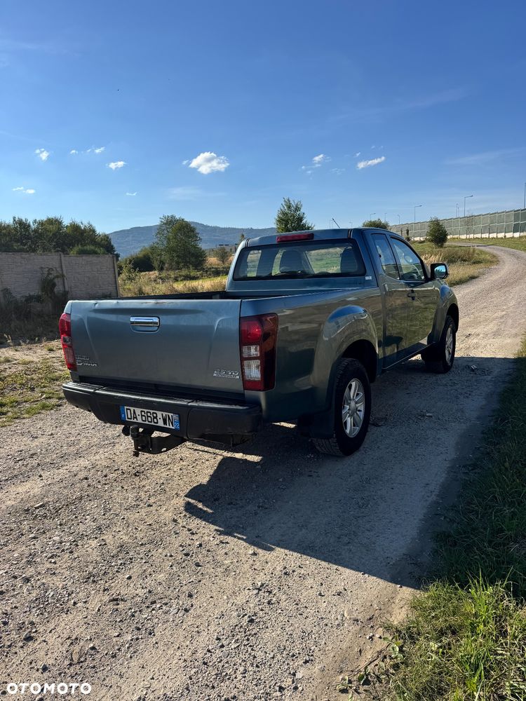 Isuzu D-Max - 12