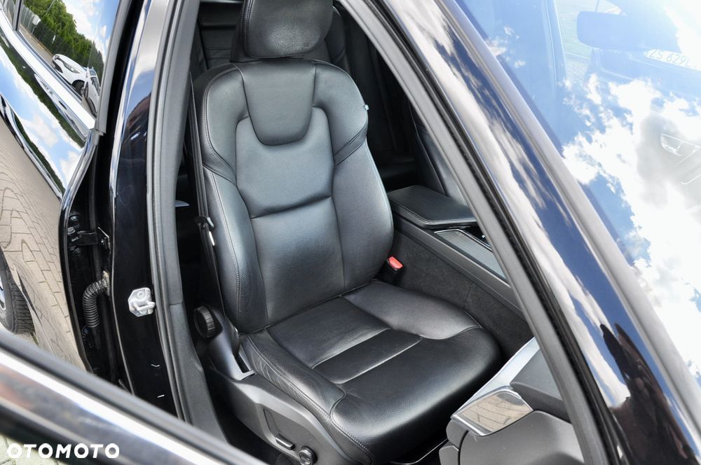 Volvo XC 60 D3 Momentum - 23