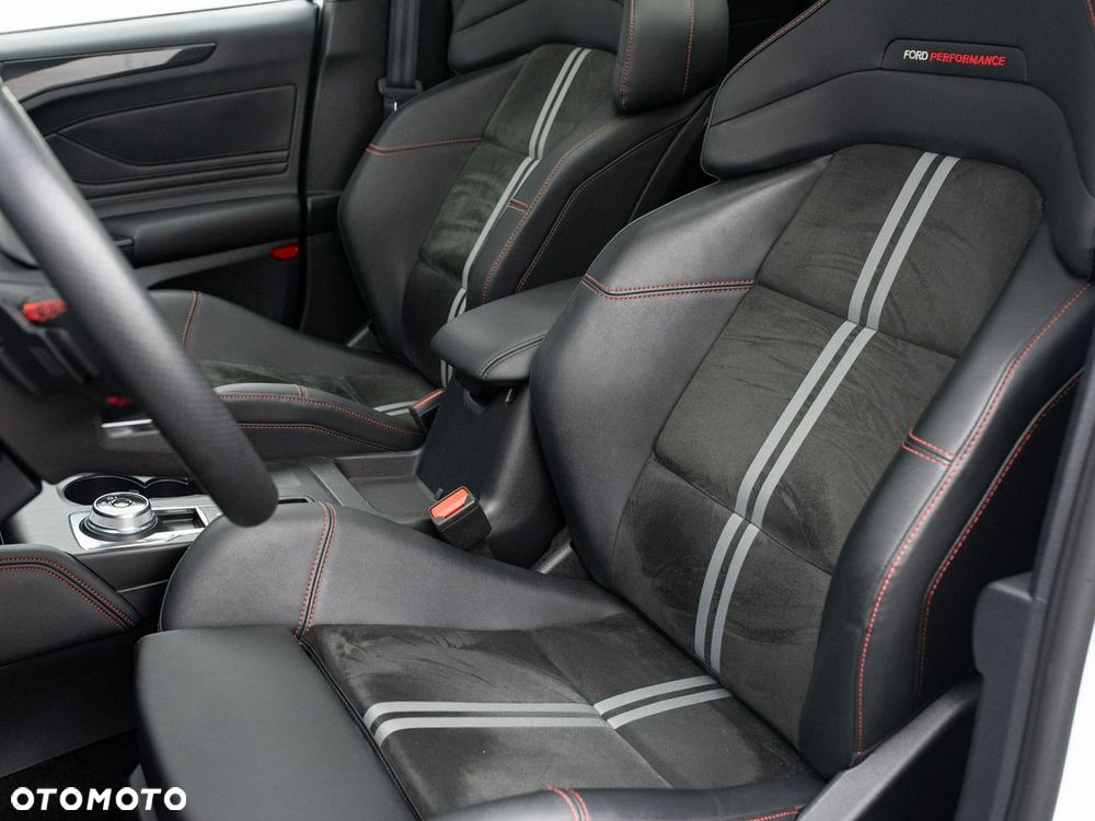 Ford Focus 2.3 EcoBoost ST X - 12