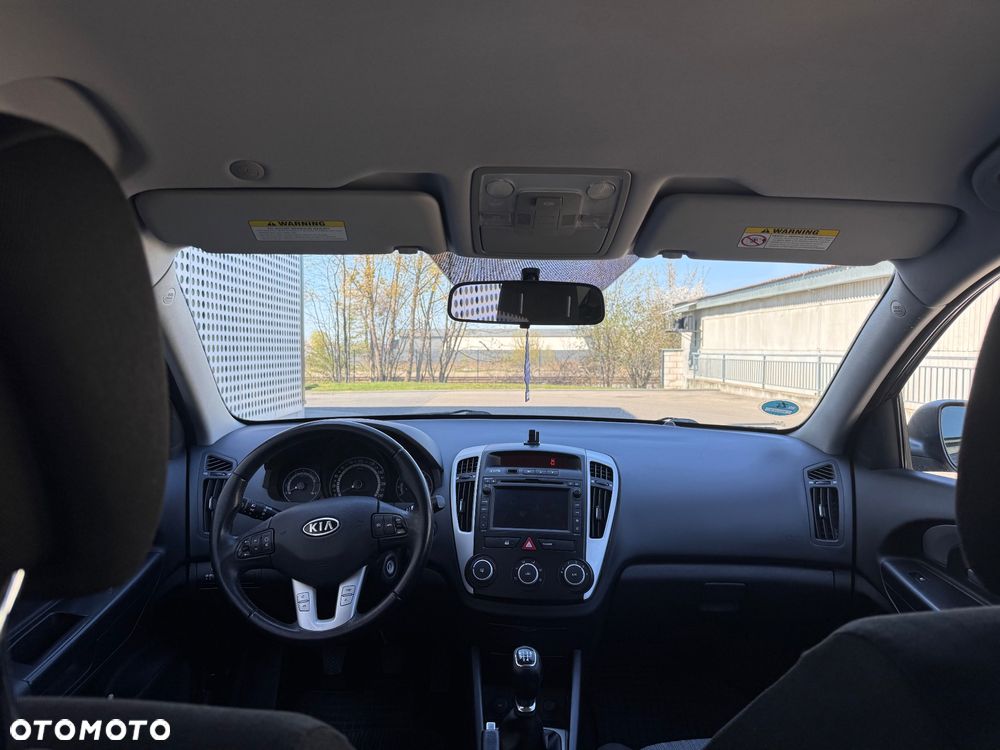 Kia Ceed 1.4 CVVT Vision - 14