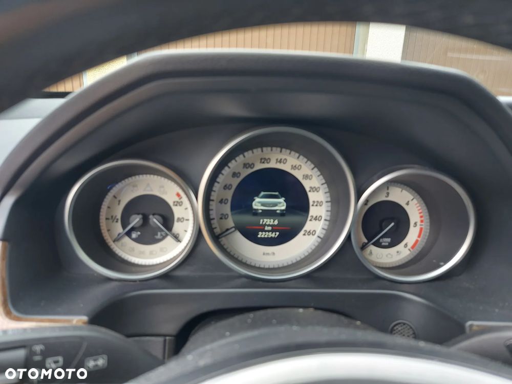 Mercedes-Benz Klasa E 250 CDI 7G-TRONIC Avantgarde - 11