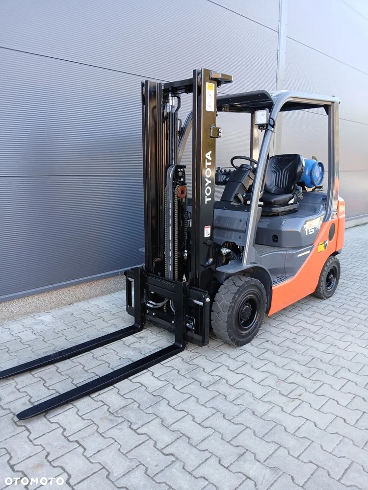 Toyota 02-8FGF15 - 4