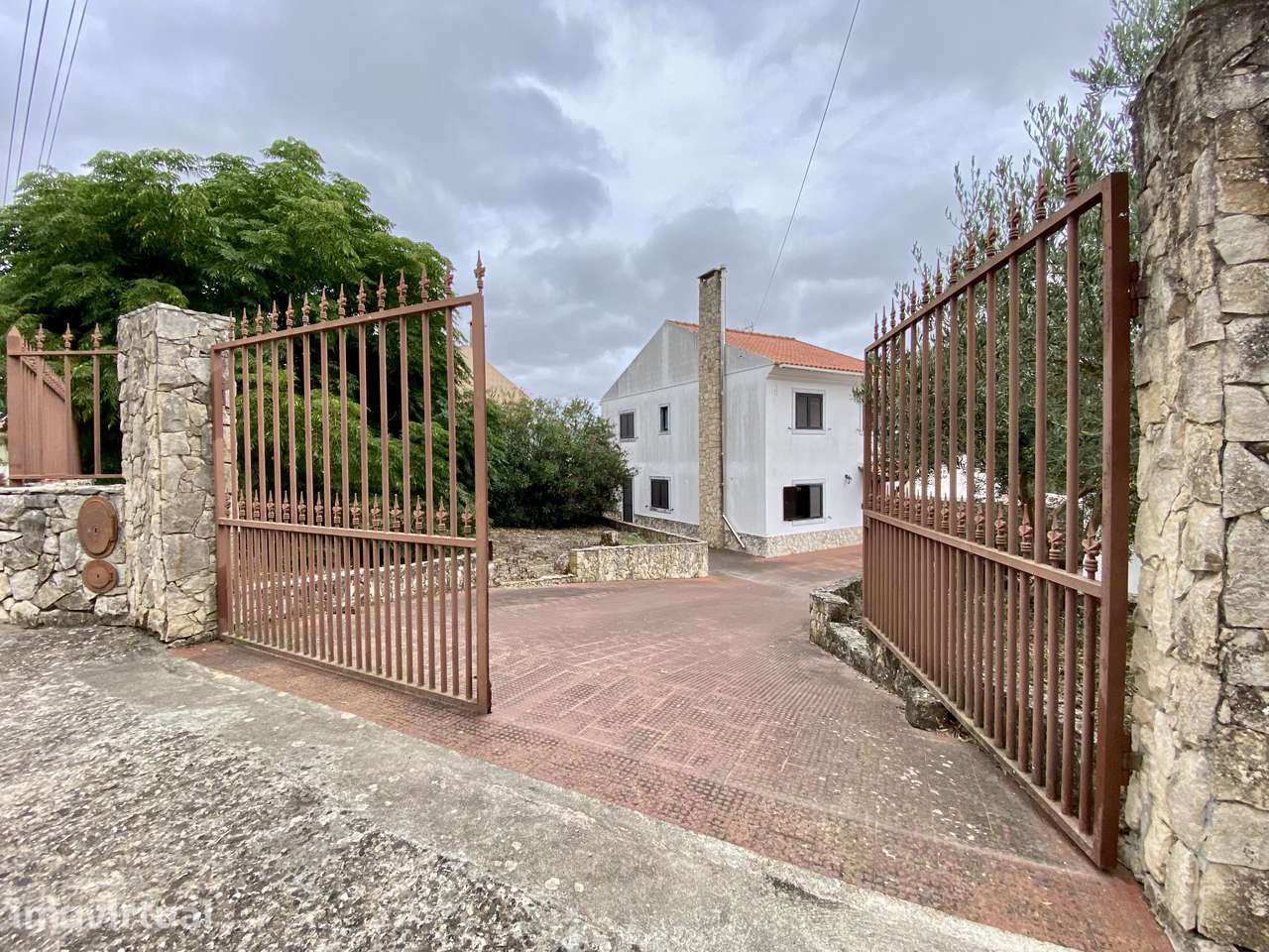 Moradia T3 com Jardim e Garagem - Zibreira da Fé - Grande imagem: 2/34