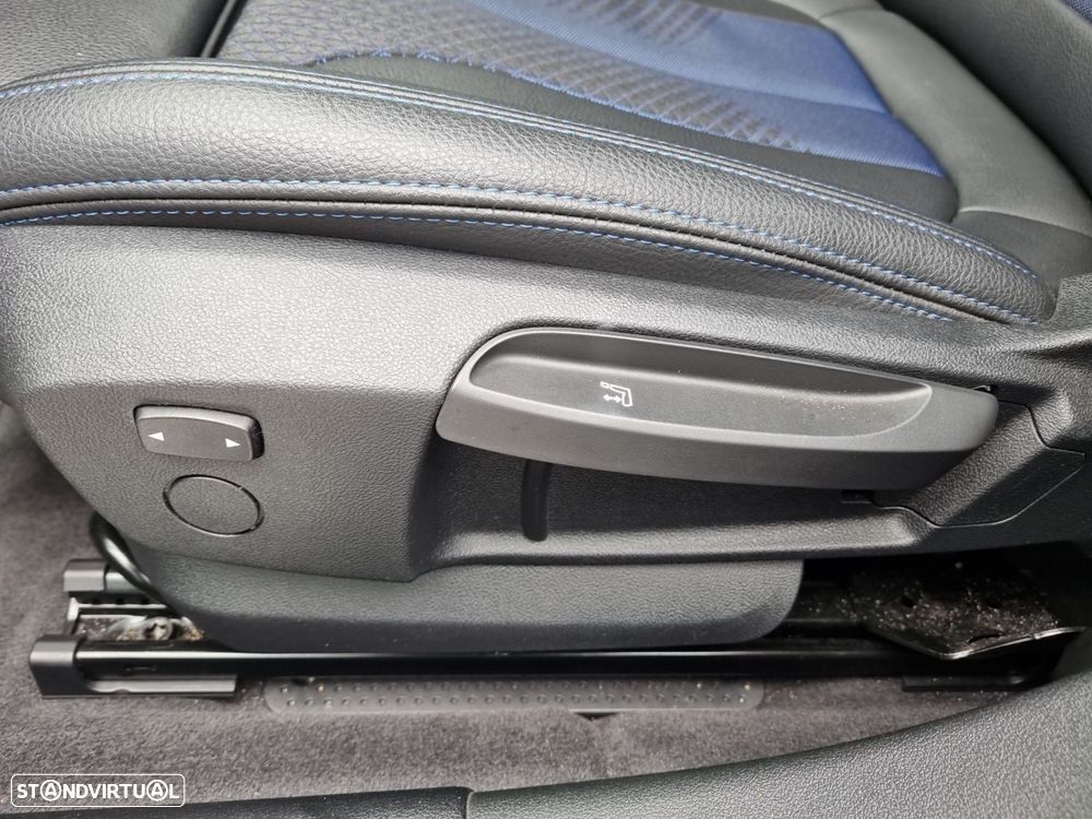 BMW 116 d Pack Desportivo M Auto - 15