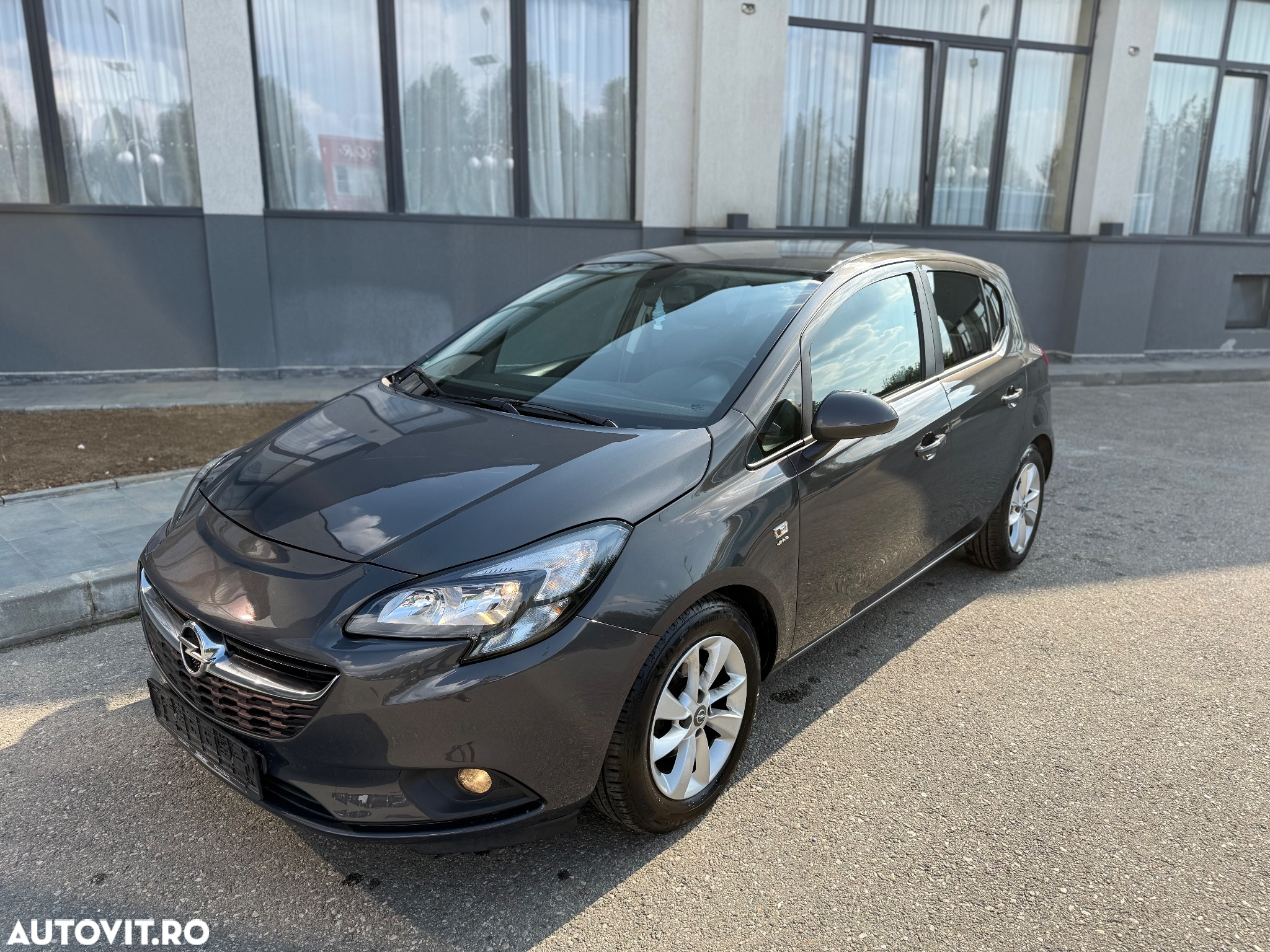 Opel Corsa 1.4 Automatik drive - 12