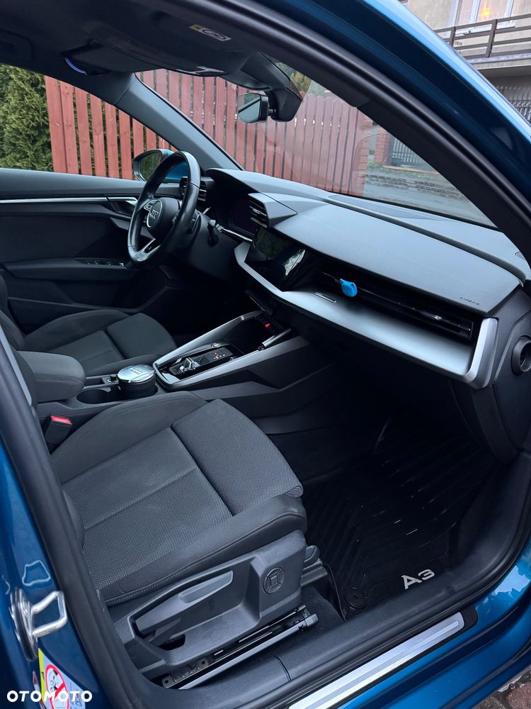 Audi A3 Sportback 35 TFSI S tronic - 17