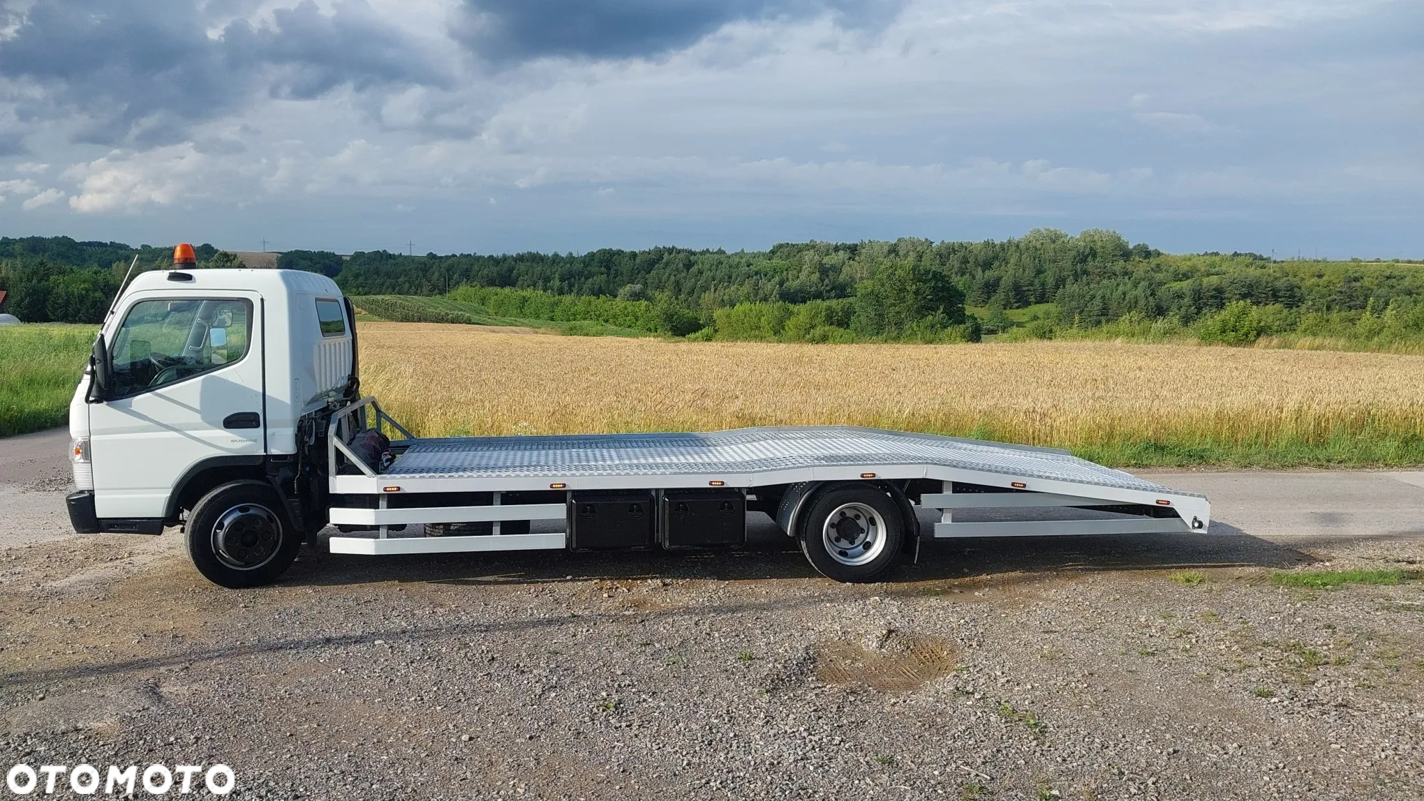 Mitsubishi Canter Fuso - 17