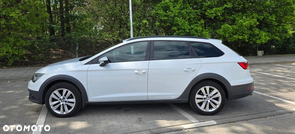 Seat Leon 1.8 TSI Start&Stop DSG XCELLENCE - 4