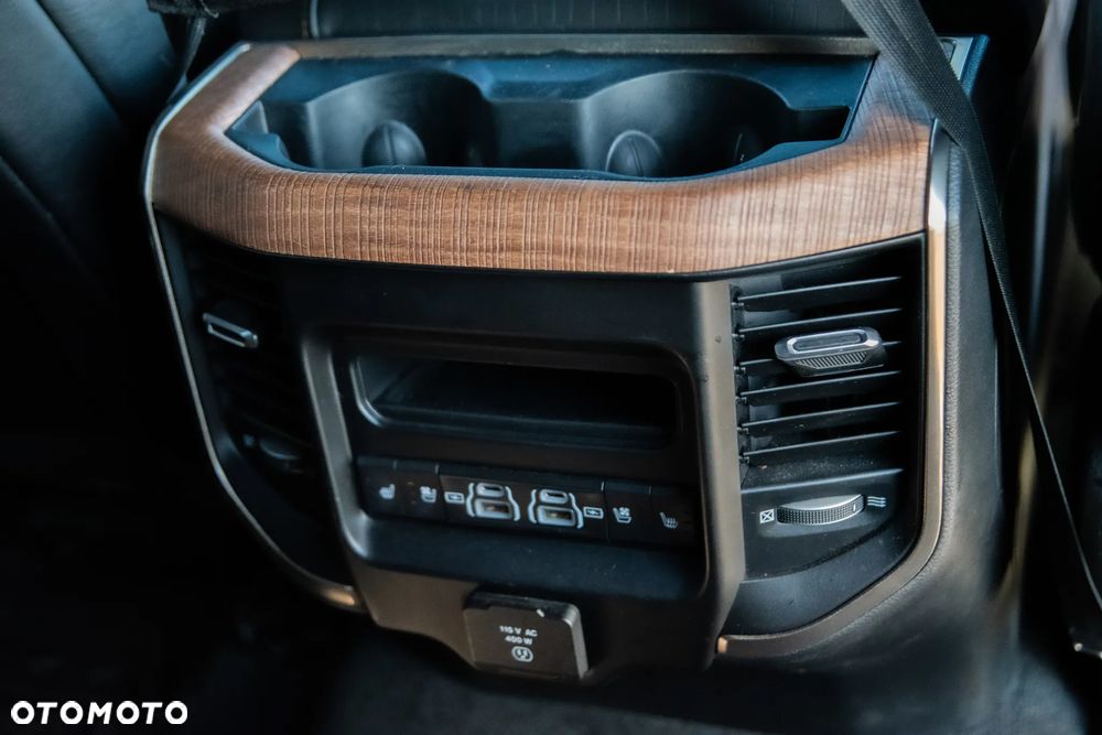 RAM 1500 5.7 Crew Cab Longhorn - 31