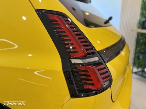 Renault 5 E-Tech R Iconic Five 150 Comfort Range - 13