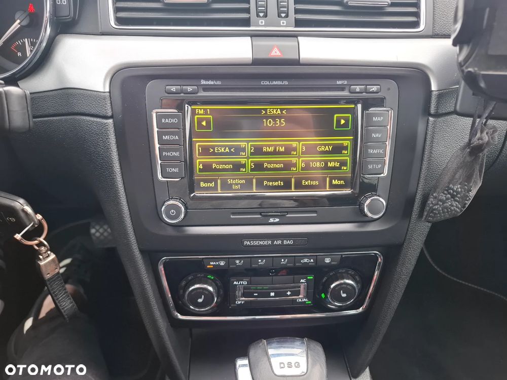 Skoda Superb 2.0 TDI DSG Exclusive - 27