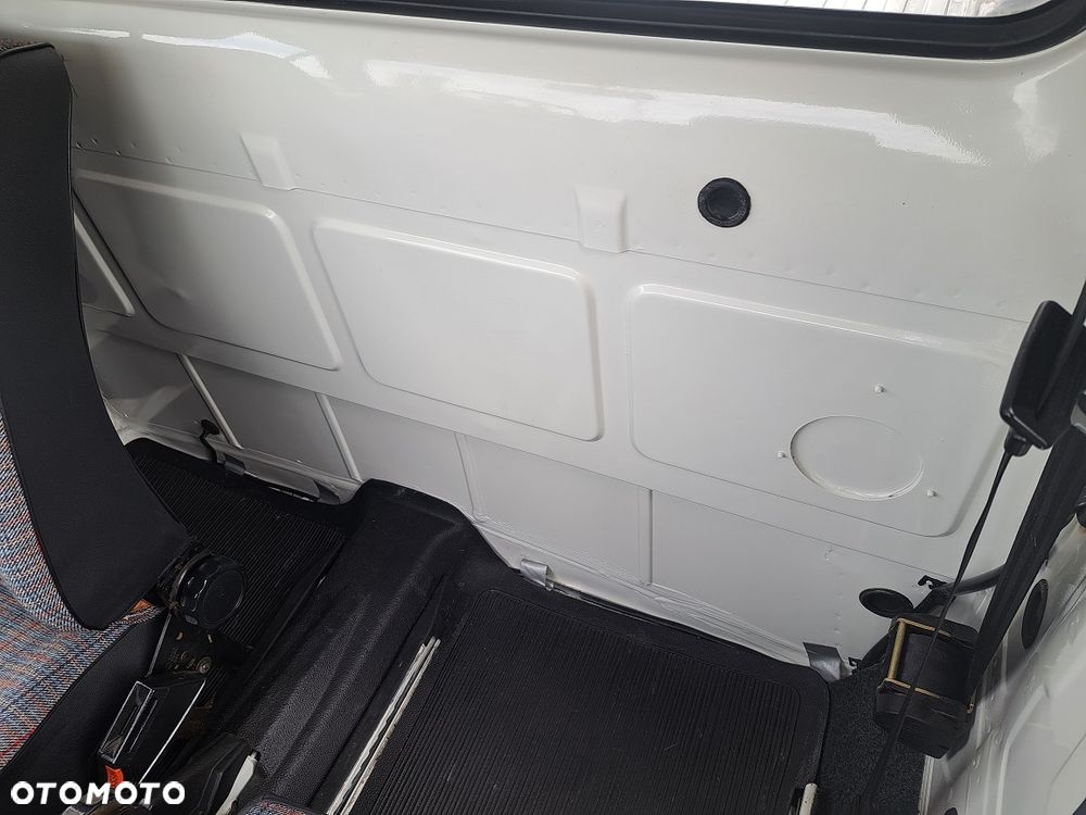 Volkswagen Caddy - 24