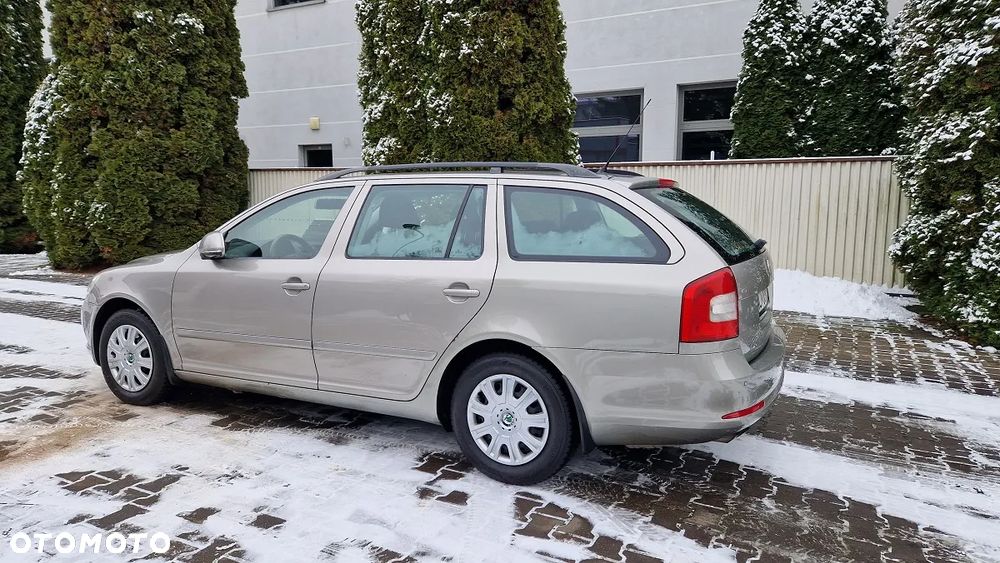 Skoda Octavia 1.8 TSI Elegance DSG - 9