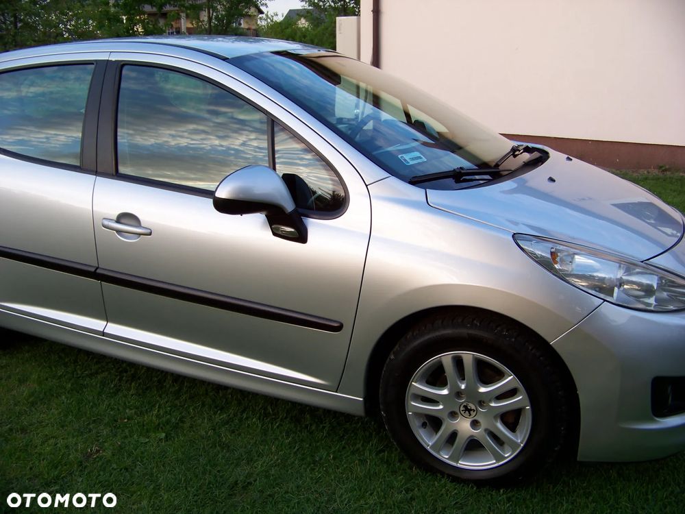 Peugeot 207 1.4 HDi Trendy - 12