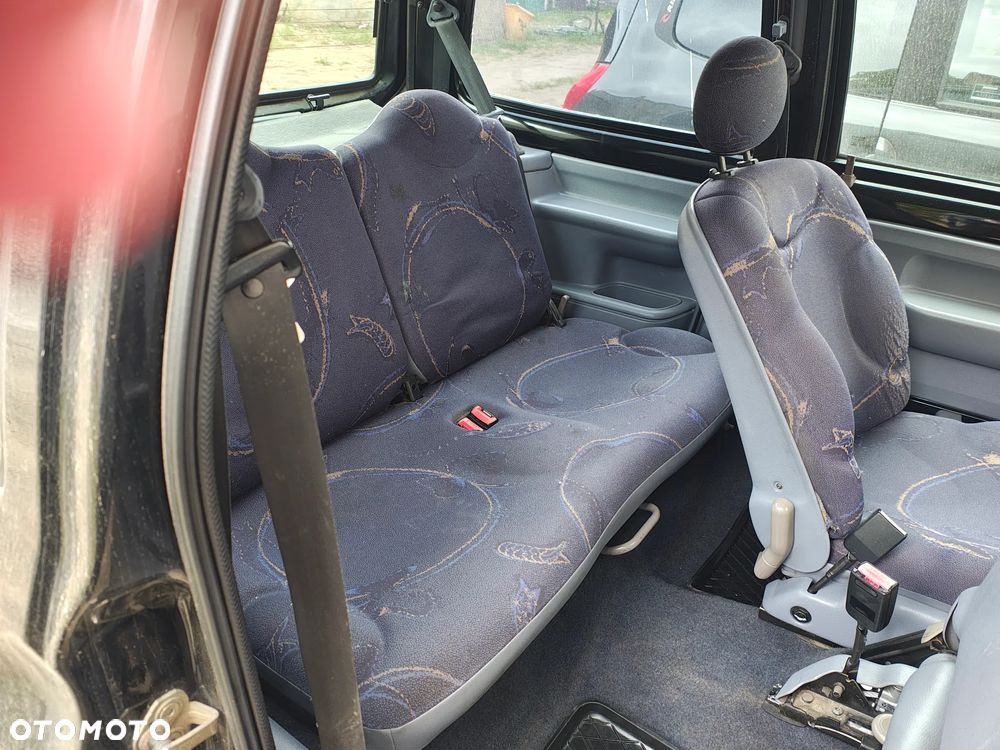 Renault Twingo 1.2 Authentique - 12