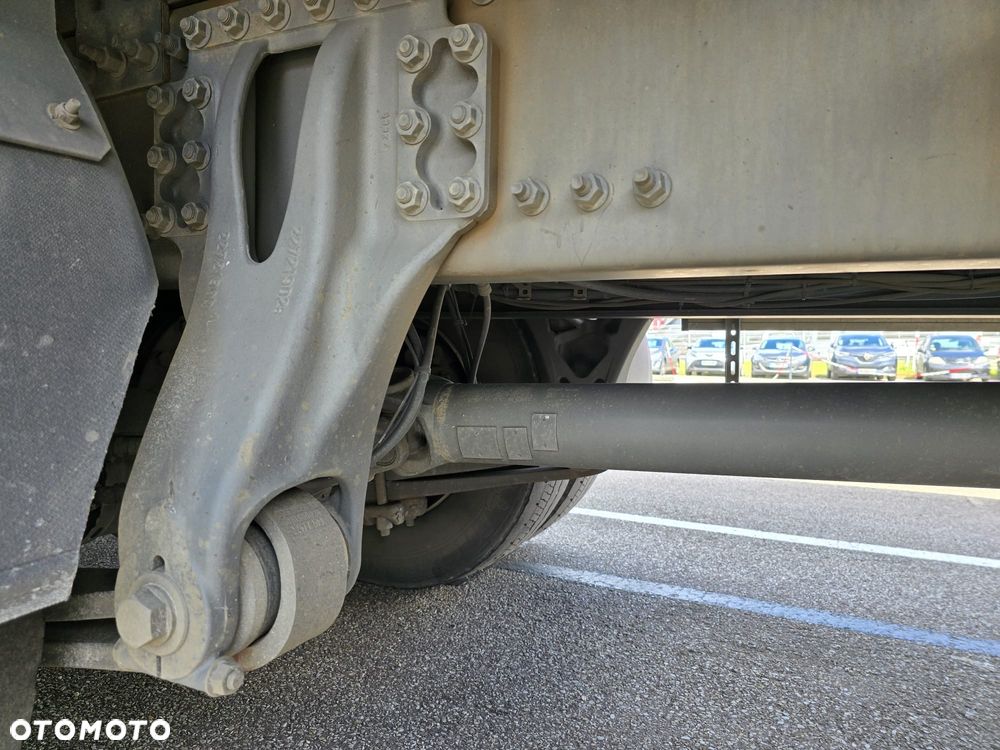 Renault T380 / Automat / Euro 6 / 6x2 / Os podnoszona/ 9,0 m  / Stan BDB / z Francji - 12