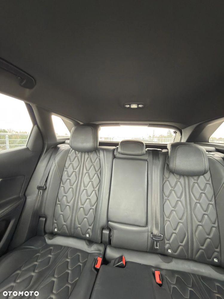 Peugeot 3008 - 27