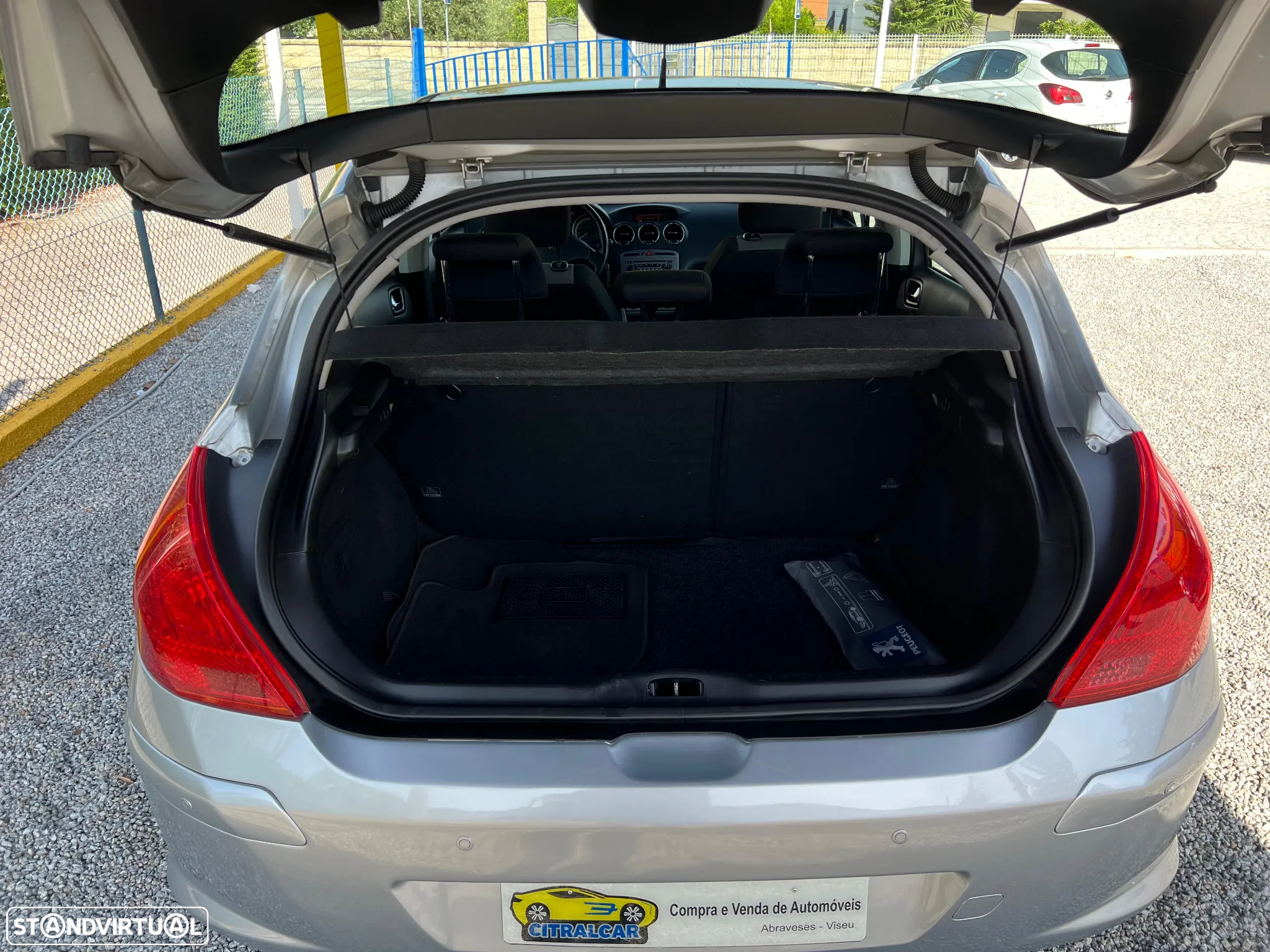Peugeot 308 1.6 HDi Executive - 6