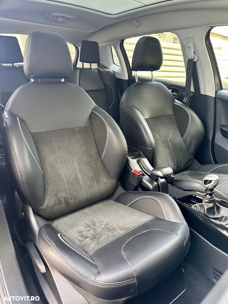 Peugeot 2008 - 6