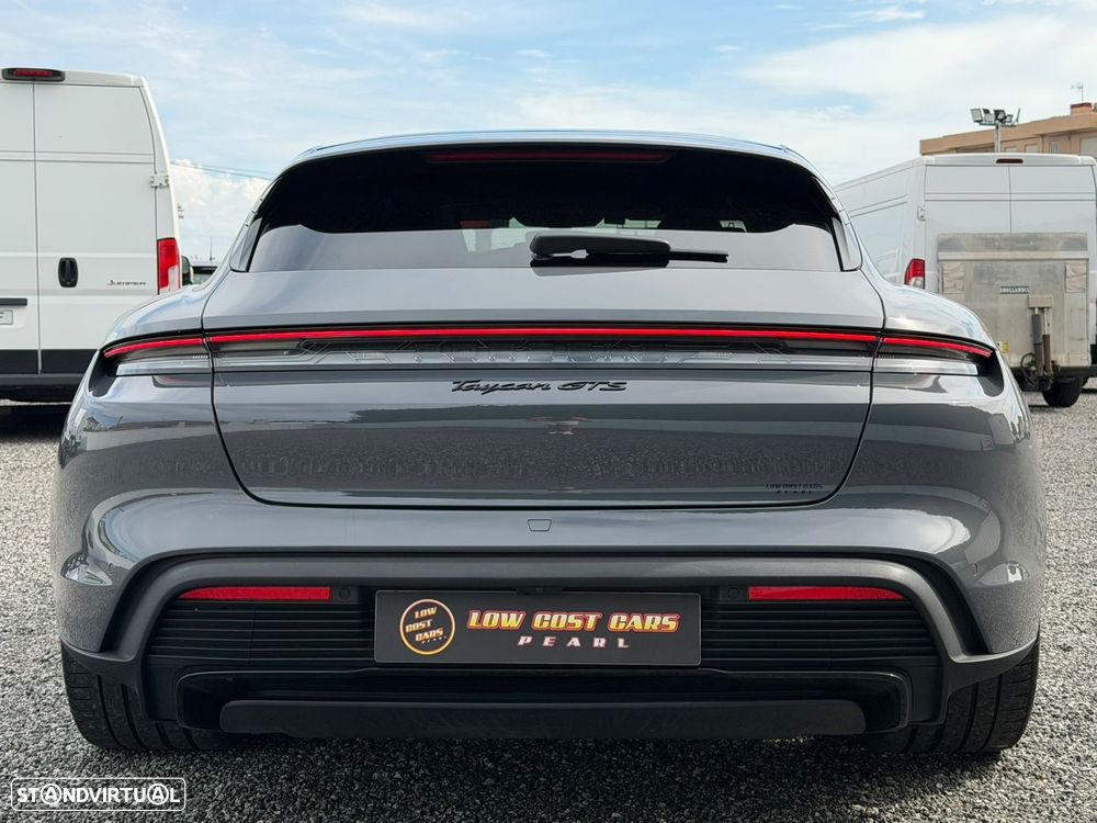 Porsche Taycan Sport Turismo GTS - 28