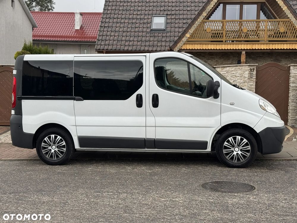 Renault Trafic - 18