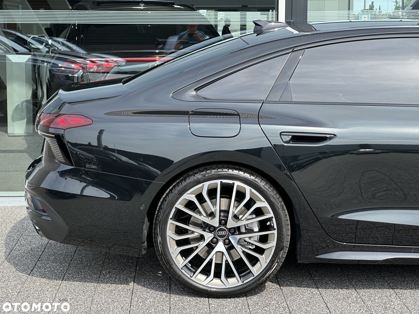 Audi A6 - 6