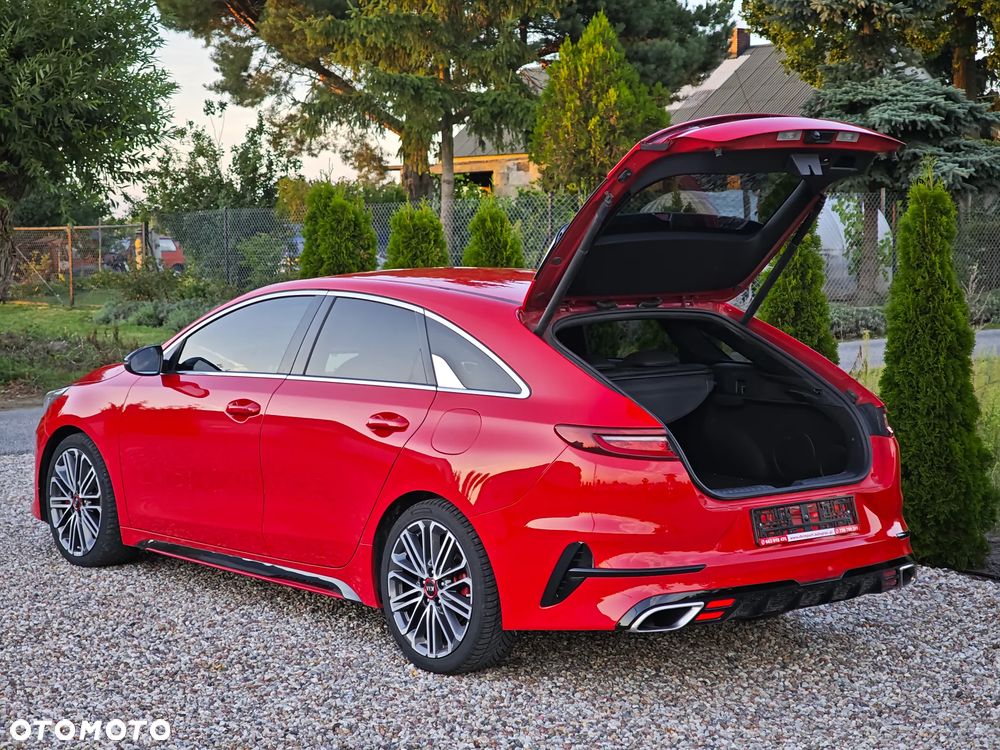 Kia ProCeed 1.6 T-GDI GT DCT - 9