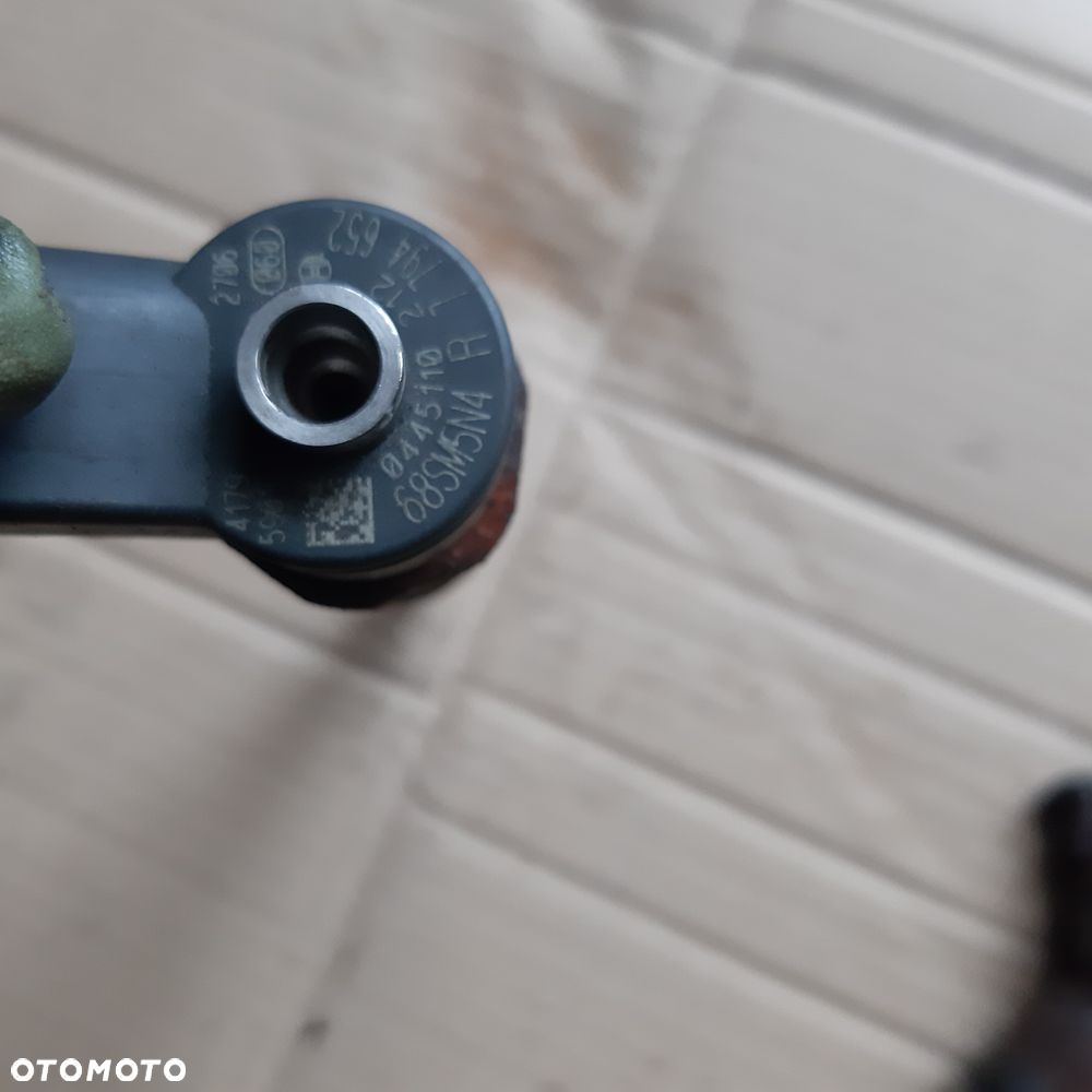 Wtryskiwacz BMW Seria 5 0445110212 - 3