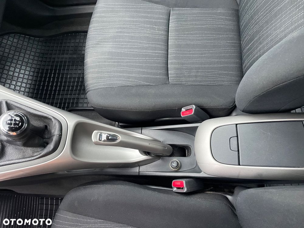 Toyota Auris 1.6 VVT-i Prestige - 17