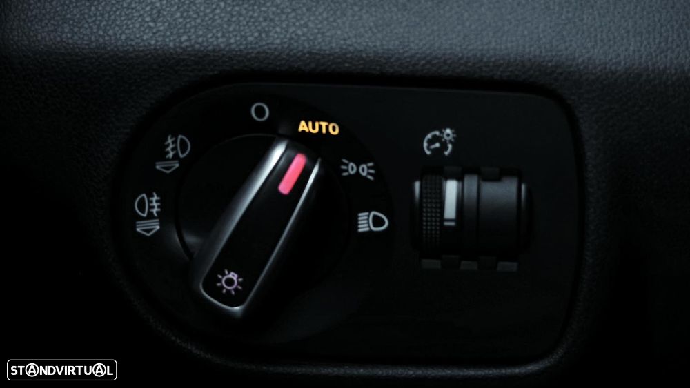 Audi A1 1.6 TDI S line edition - 11