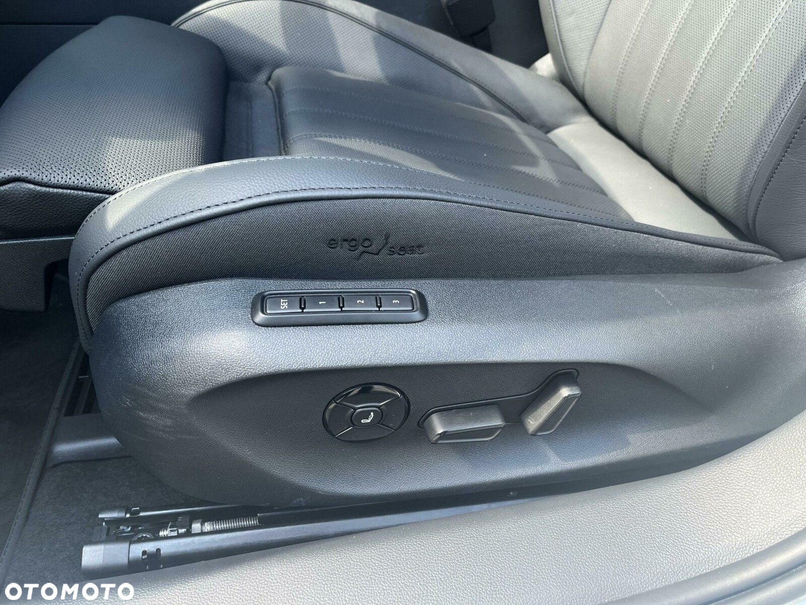 Skoda Superb 1.5 TSI mHEV L&K DSG - 14