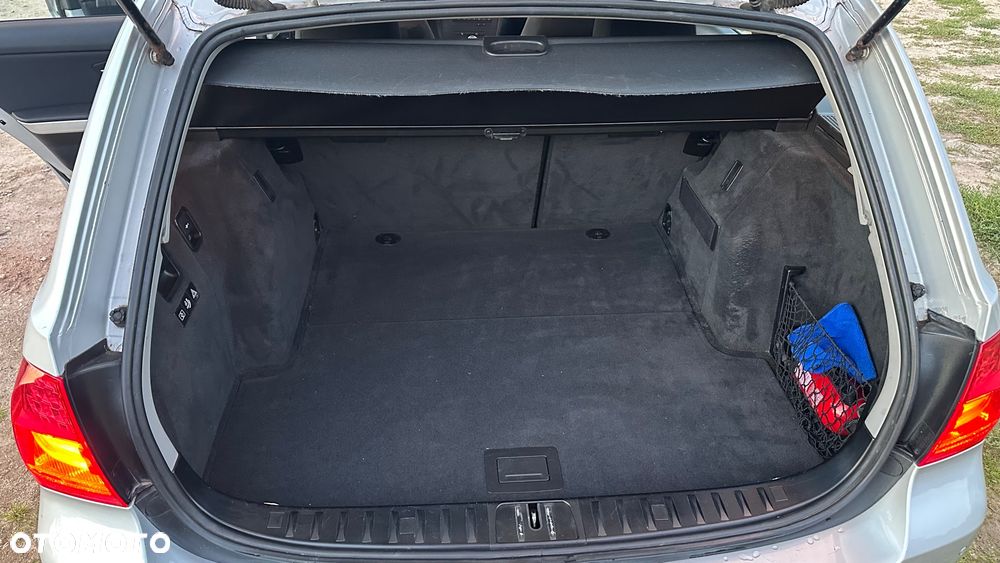 BMW Seria 3 318d DPF - 16