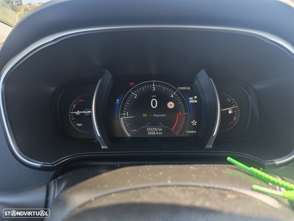 Renault Mégane 1.5 dCi Intens - 28