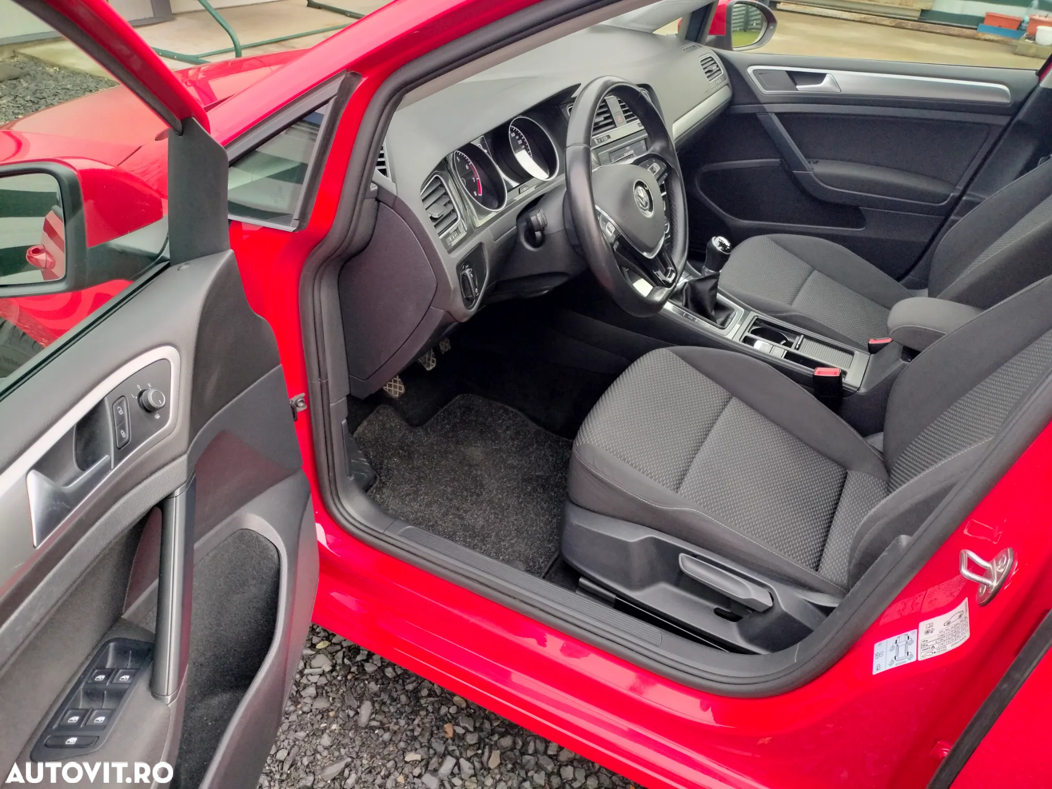 Volkswagen Golf 1.0 TSI Comfortline - 14