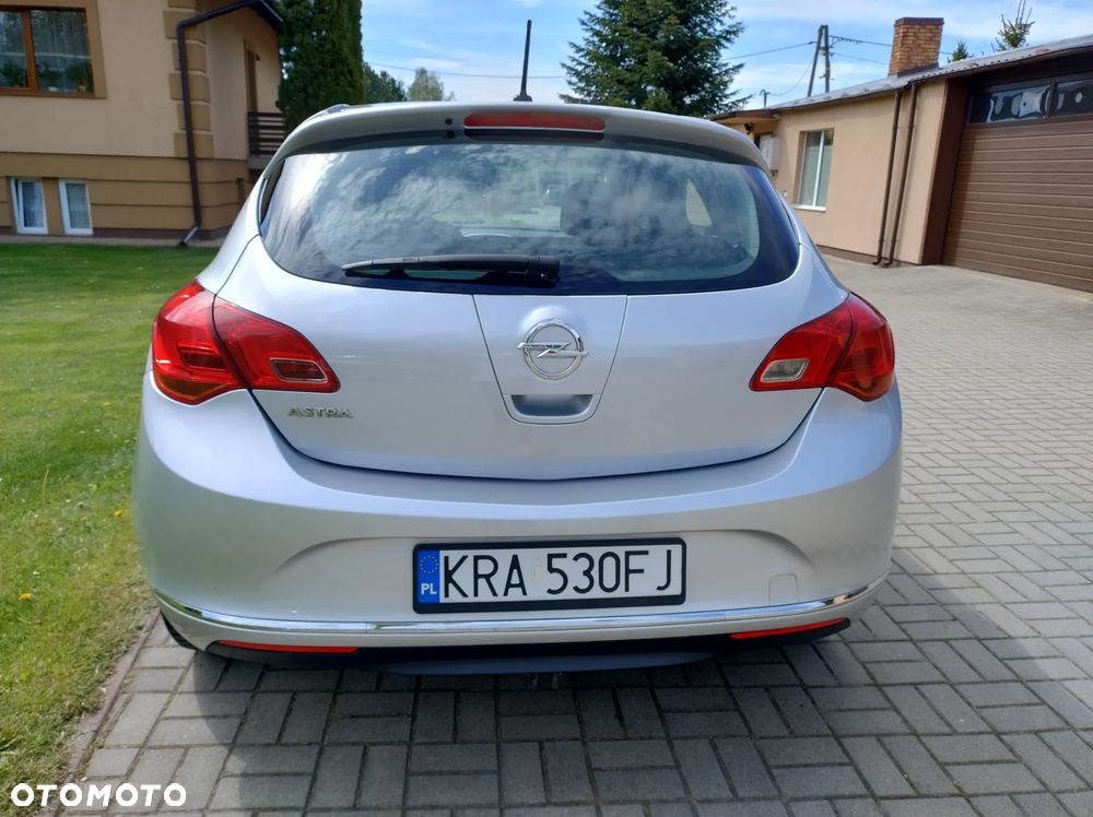 Opel Astra 1.6 Style - 8