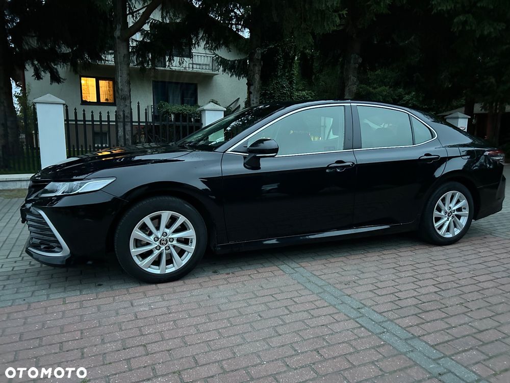 Toyota Camry 2.5 Hybrid Comfort CVT - 1